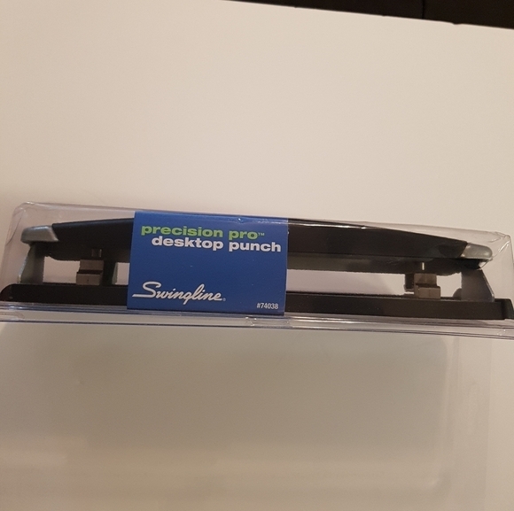 Swingline Precision pro desktop punch - Picture 1 of 4